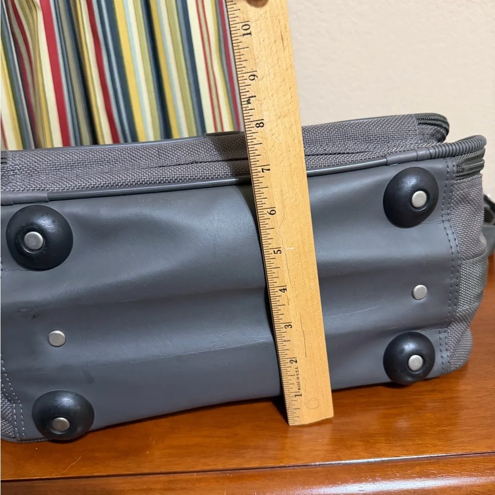 Delsey Carry On Luggage Nylon Gray Messenger Shoulder Bag 14”x11”x 7”